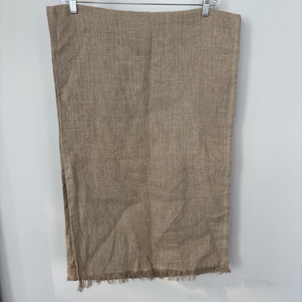 Crate&Barrel Beckett‎ Natural Table Runner